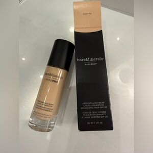 Discontinued bareMinerals BAREPRO Liquid Foundation Dawn 02